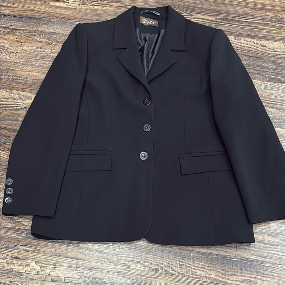 Solo Classic Black Blazer